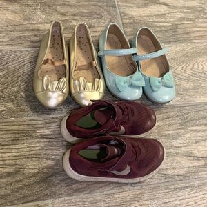 Size 10 Burgundy Nikes + little girls shoe lot